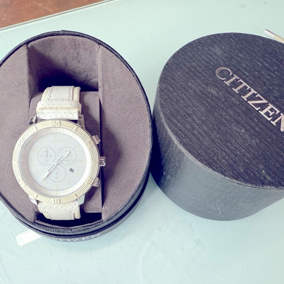 Citizen Eco Drive Watch Unisex 46mm White Chronograph H504-S085853 Date READ - Picture 3 of 9